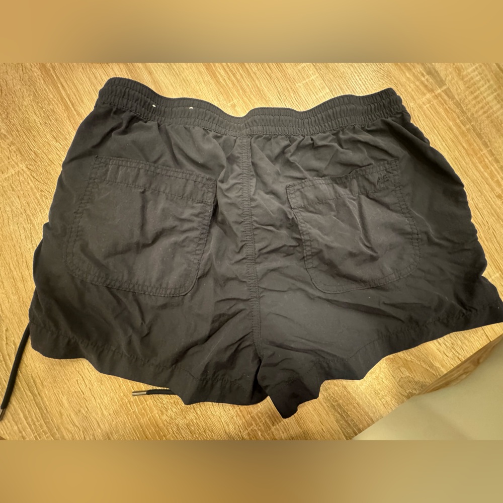American Eagle Outfitters Black Cargo Shorts - Picture 8 of 9